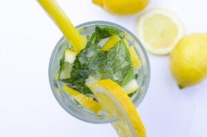 citron, čerstvosti, mojito, zeleným, lupen, citrus, vápno, pít, pozadí, ovoce, kyselý, čerstvým, bílým, šťáva, led, tropických, ojedinělých, bylinu, koktejl, přísada, studených, rozkrájíme, potravy, vitamín, sklo, léto, zralé, občerstvení, žlutá, makro, máta, voda, oddíl, alkohol, zmrazené, nápoj, rum, chladný, šťavnaté, citron, mojito, mojito, mojito, mojito, mojito, voda