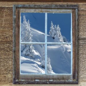 Adventní putování: Od ticha půstu k radosti Štědrého dne window, old, hut, tree, snow, covered in snow, mountains, winter, landscape, snow magic, winter magic, wintry, nature, snowy, ski area, fir trees